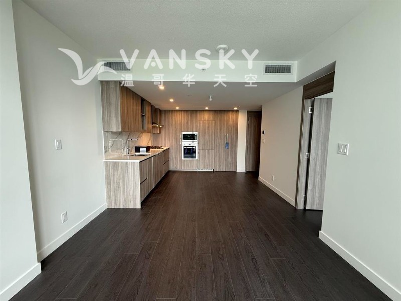 251129135535_3210 living 1.jpg